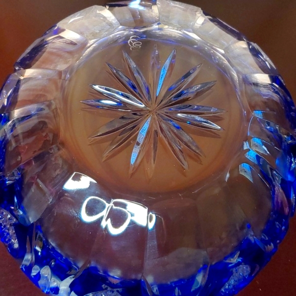 Sold!Vintage Blue Cut to Clear Crystal Console Bowl Cobalt Blue Signed  9"x4" - Picture 6 of 8